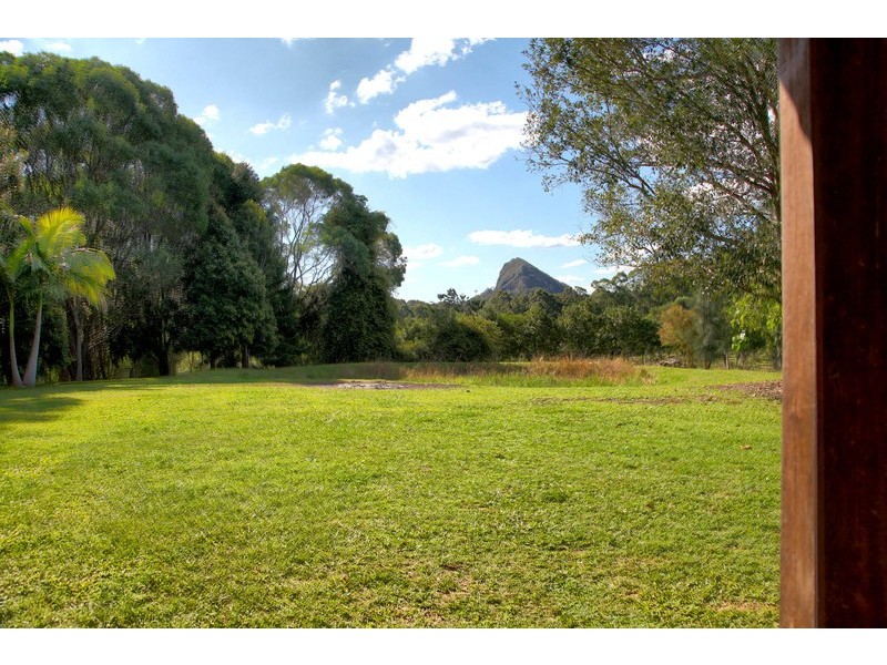 180 Coles Creek Road, Cooran QLD 4569