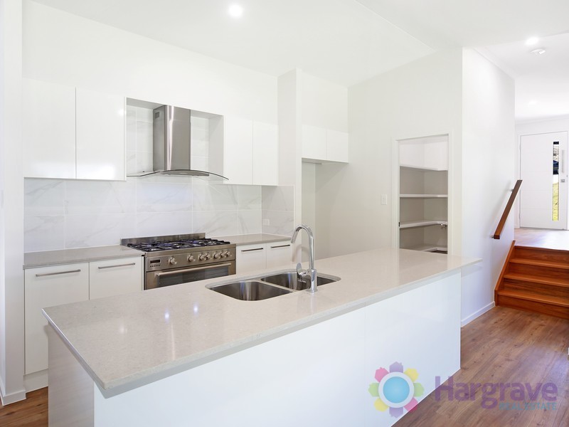 15 Friarbird Place, Pomona QLD 4568