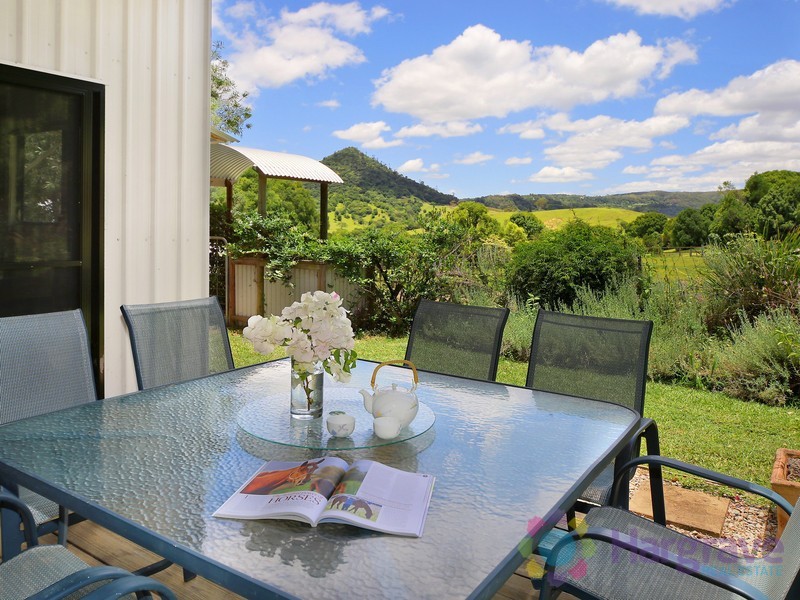 15 Sallwood Court, Pinbarren QLD 4568