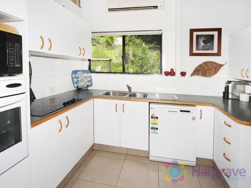 15 Sallwood Court, Pinbarren QLD 4568