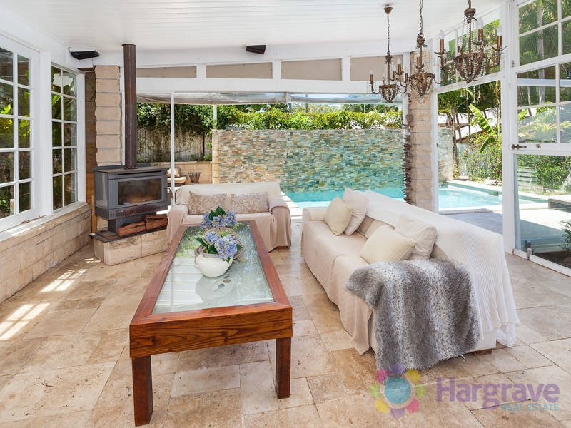 3 Railway Parade, Pomona QLD 4568