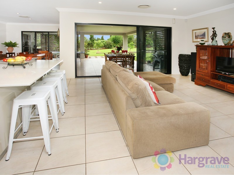 6 Stratford Park Drive, Pomona QLD 4568