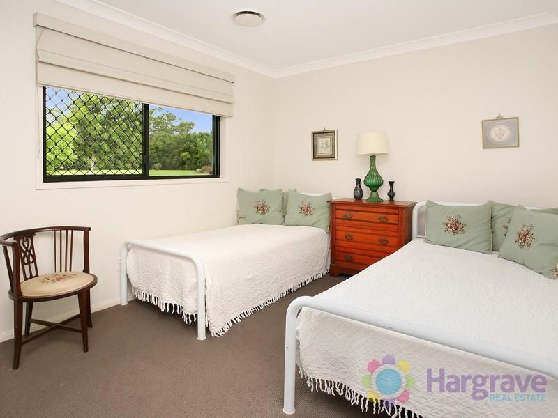 6 Stratford Park Drive, Pomona QLD 4568