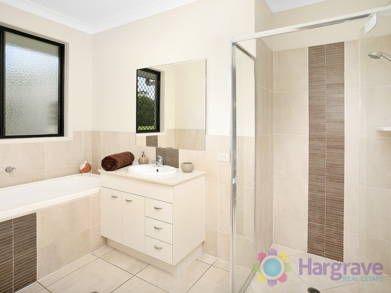 6 Stratford Park Drive, Pomona QLD 4568