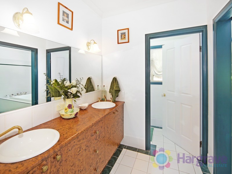 11 Bushman Court, Pomona QLD 4568