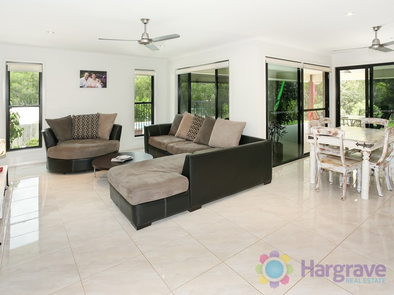 10 Friarbird Place, Pomona QLD 4568