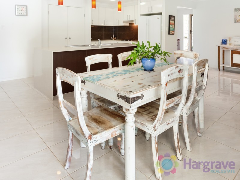 10 Friarbird Place, Pomona QLD 4568