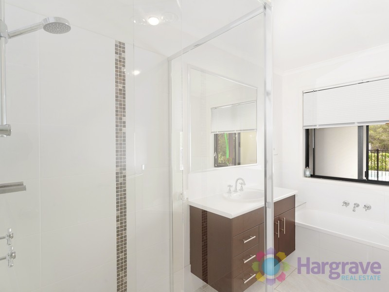 10 Friarbird Place, Pomona QLD 4568