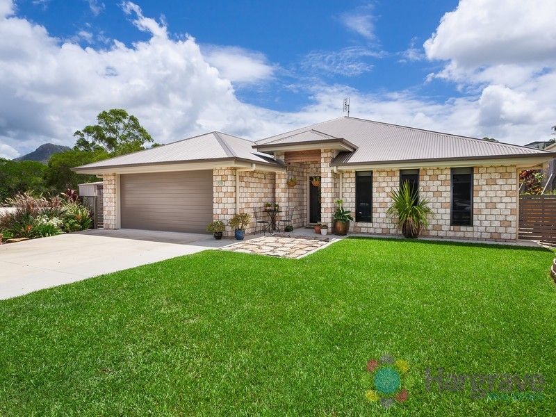 10 Friarbird Place, Pomona QLD 4568