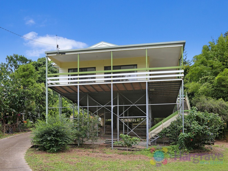 13 Edward Street, Cooran QLD 4569