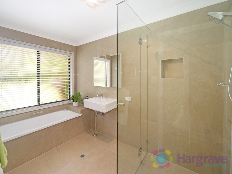 10 Allira Court, Pomona QLD 4568