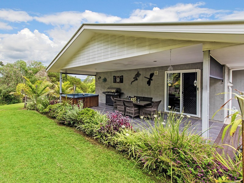 27 Risley Court, Cooran QLD 4569