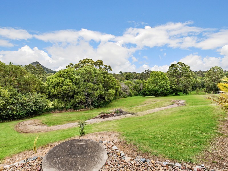 27 Risley Court, Cooran QLD 4569