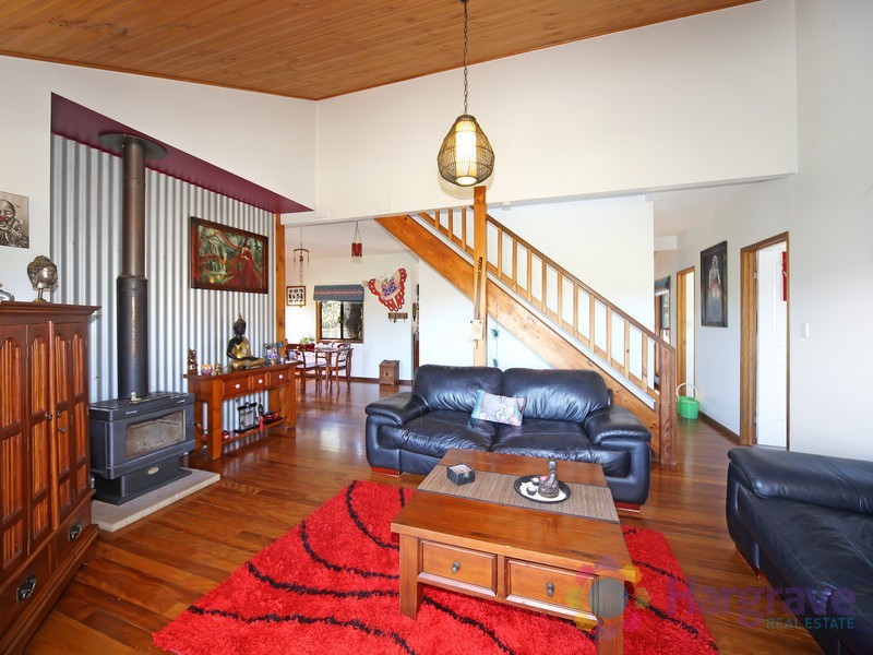 49 Uhlmanns Road, Black Mountain QLD 4563