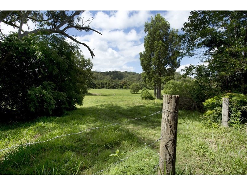 582 Gympie-Kin Kin Road, Kin Kin QLD 4571