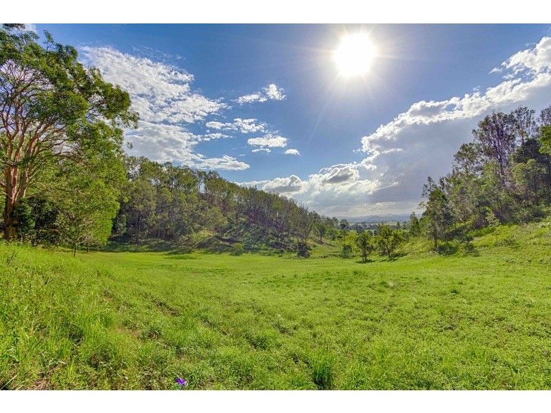 50 Chinamans Creek Road, Tuchekoi QLD 4570