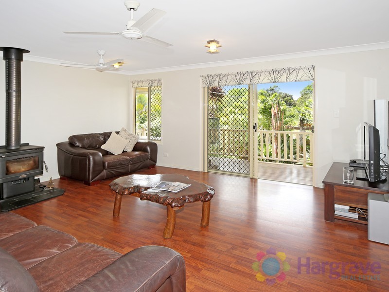 2 Barina Close, Pomona QLD 4568