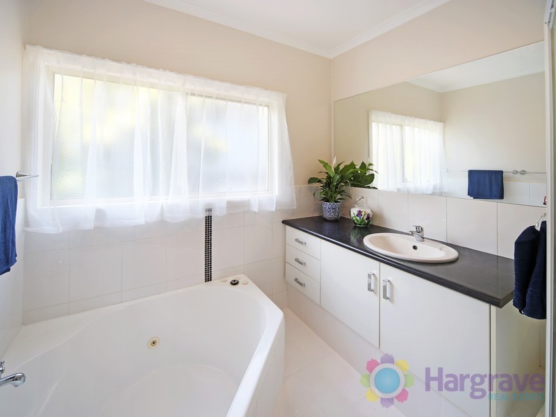 13 Clay Street, Pomona QLD 4568