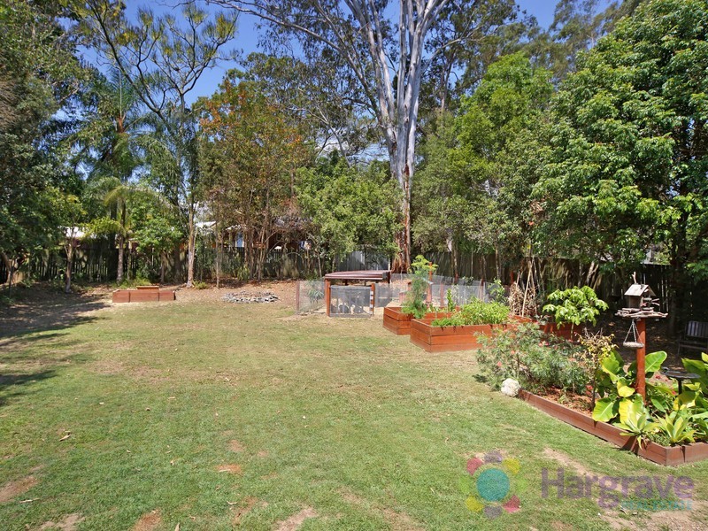 13 Clay Street, Pomona QLD 4568