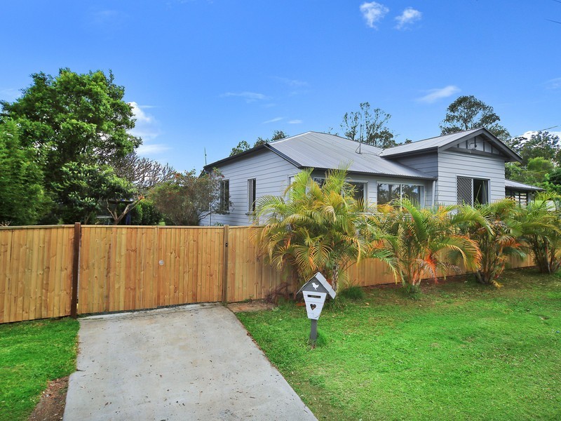 24 Queen Street, Cooran QLD 4569