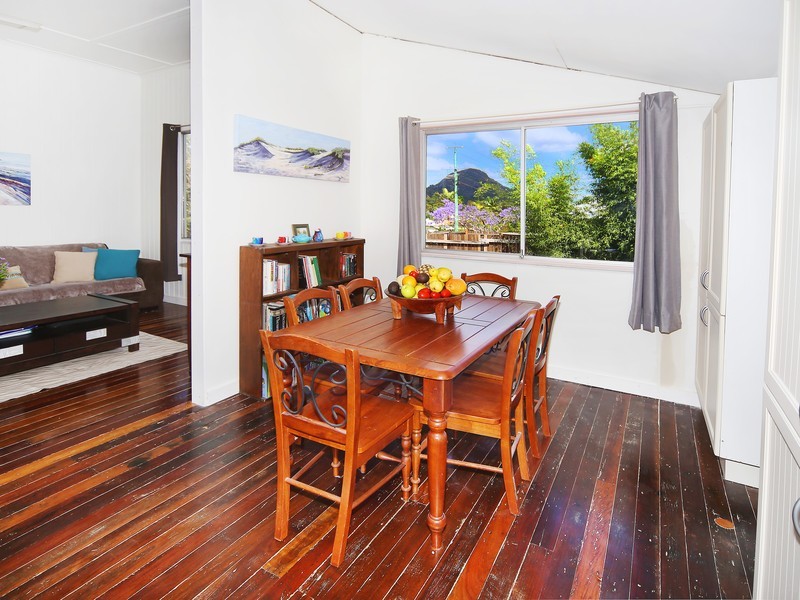 24 Queen Street, Cooran QLD 4569