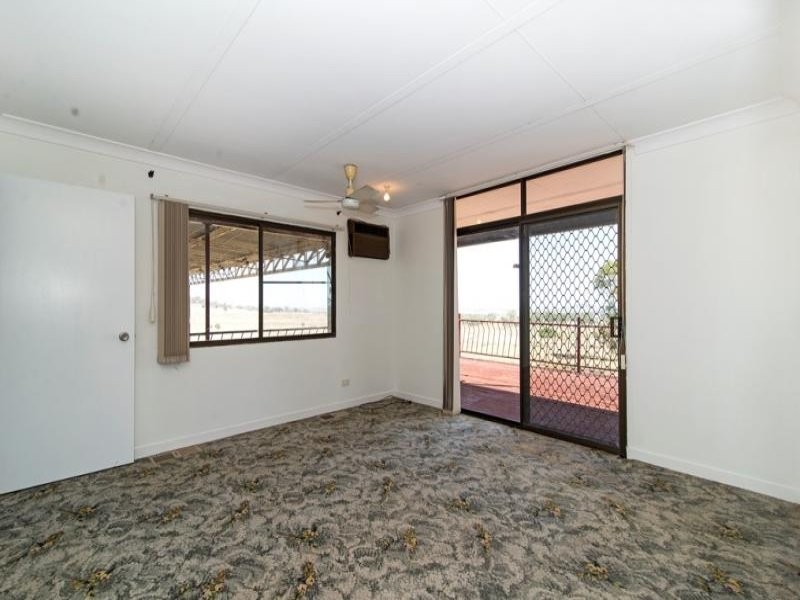 5 Jannuschs Road, Gowrie Mountain QLD 4350