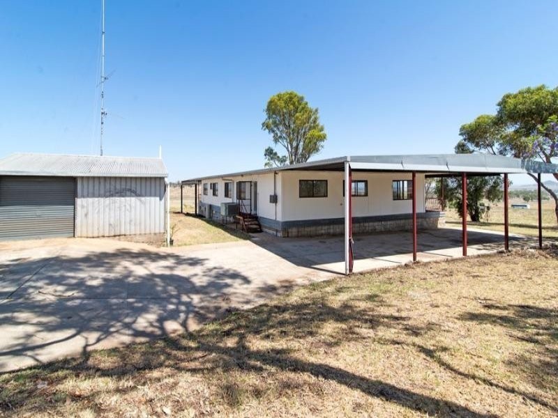 5 Jannuschs Road, Gowrie Mountain QLD 4350