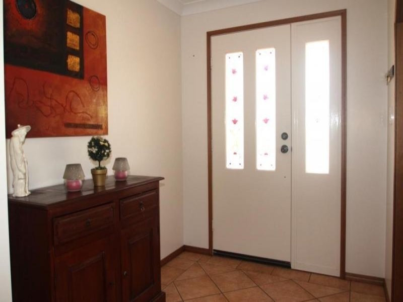 23 Carnation Court, Middle Ridge QLD 4350