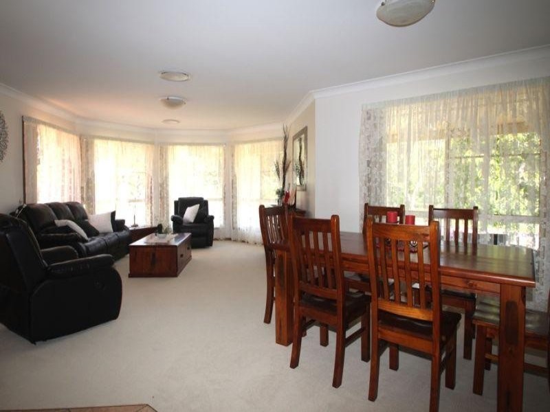 23 Carnation Court, Middle Ridge QLD 4350