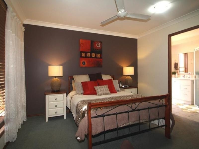 23 Carnation Court, Middle Ridge QLD 4350