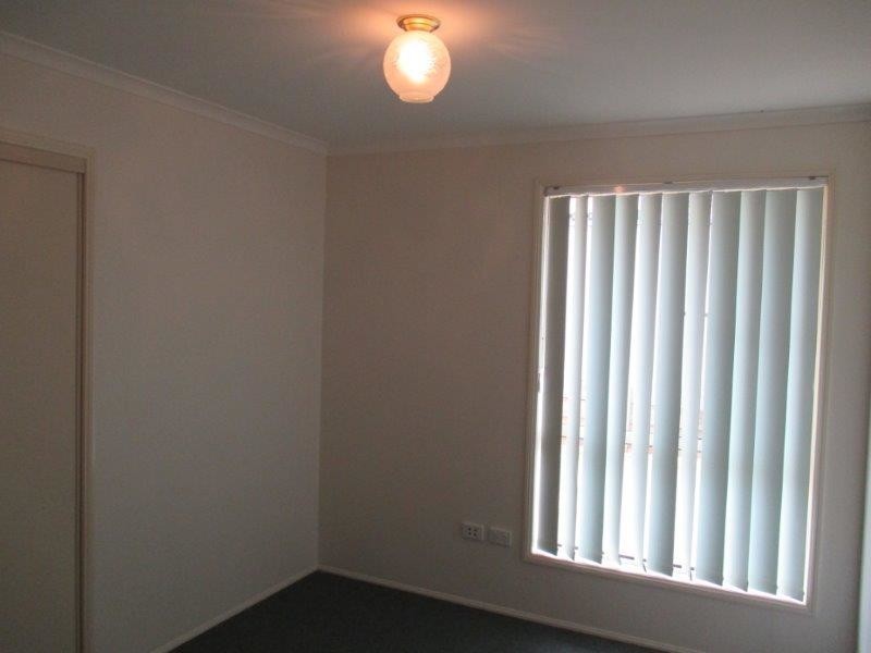 2 Dandelion Drive, Middle Ridge QLD 4350