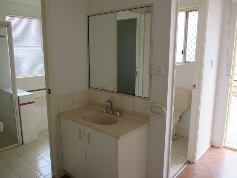 2 Dandelion Drive, Middle Ridge QLD 4350