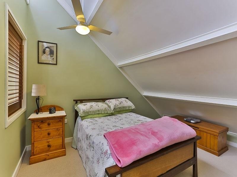 4 Culliford Drive, Middle Ridge QLD 4350
