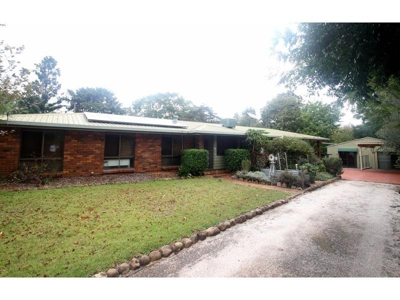 11 Horton Street, East Toowoomba QLD 4350