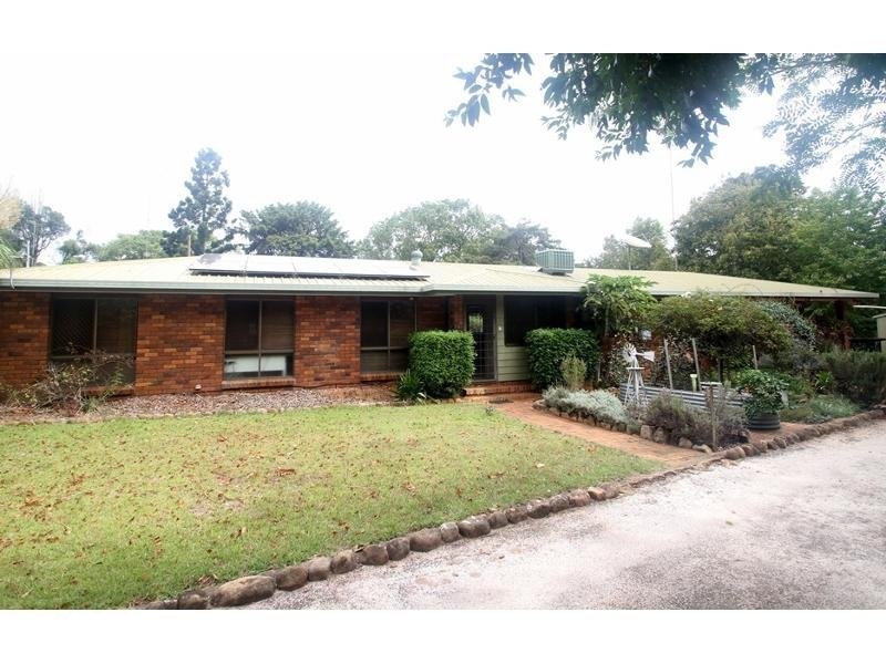 11 Horton Street, East Toowoomba QLD 4350