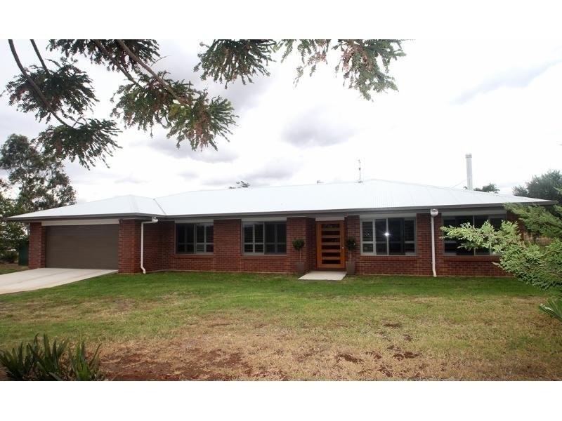 47 Ramsay Road, Cambooya QLD 4358