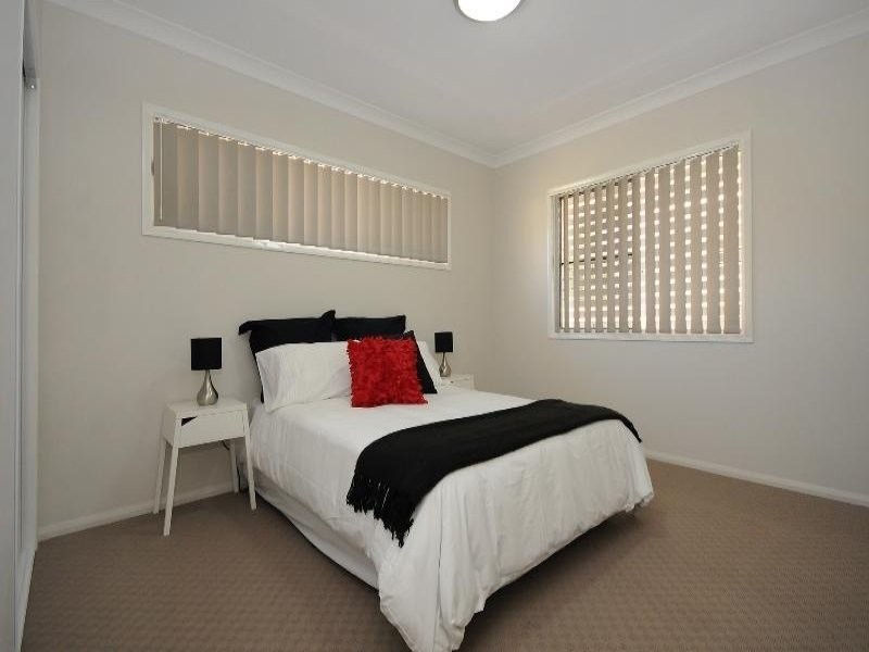 1-3/9 Berry Street, Wilsonton QLD 4350