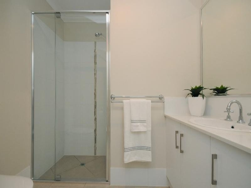 1-3/9 Berry Street, Wilsonton QLD 4350