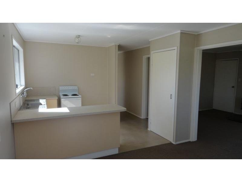 22 Lancaster Court, Top Camp QLD 4350