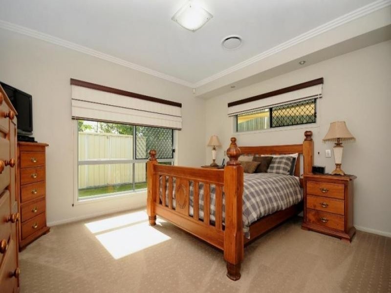 16 Pelican Drive, Rangeville QLD 4350