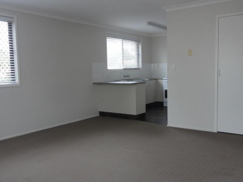 21 Agnes Street, Centenary Heights QLD 4350