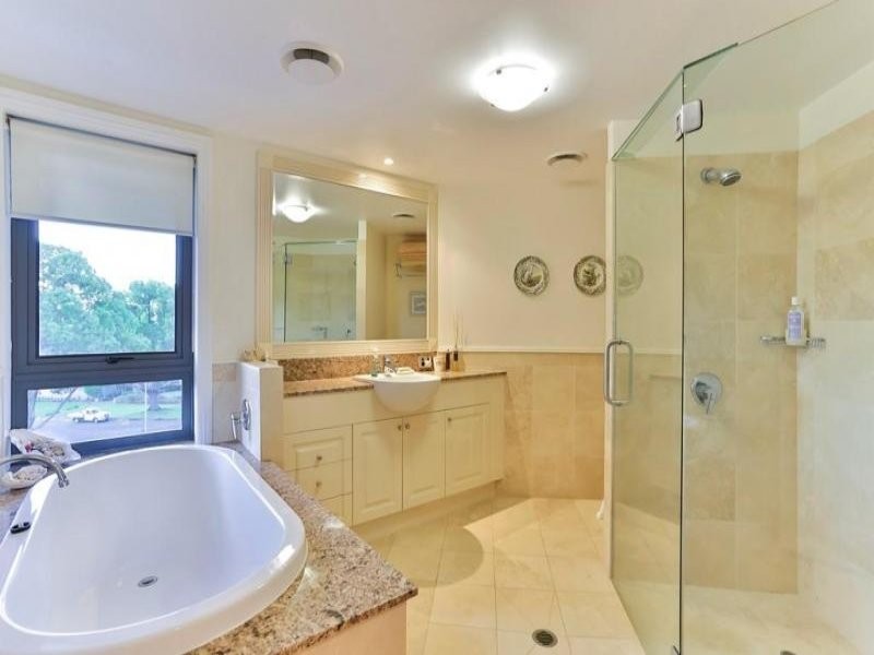 410/2 Herries Street, East Toowoomba QLD 4350
