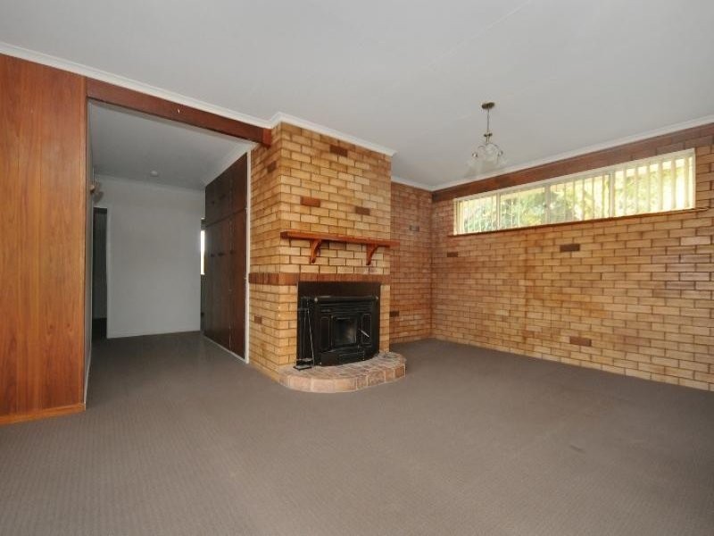 9 Doherty Street, Rockville QLD 4350