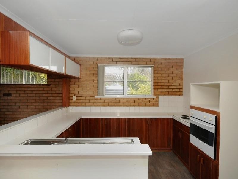 9 Doherty Street, Rockville QLD 4350