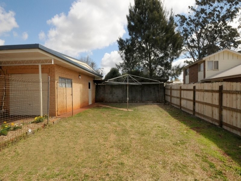 9 Doherty Street, Rockville QLD 4350
