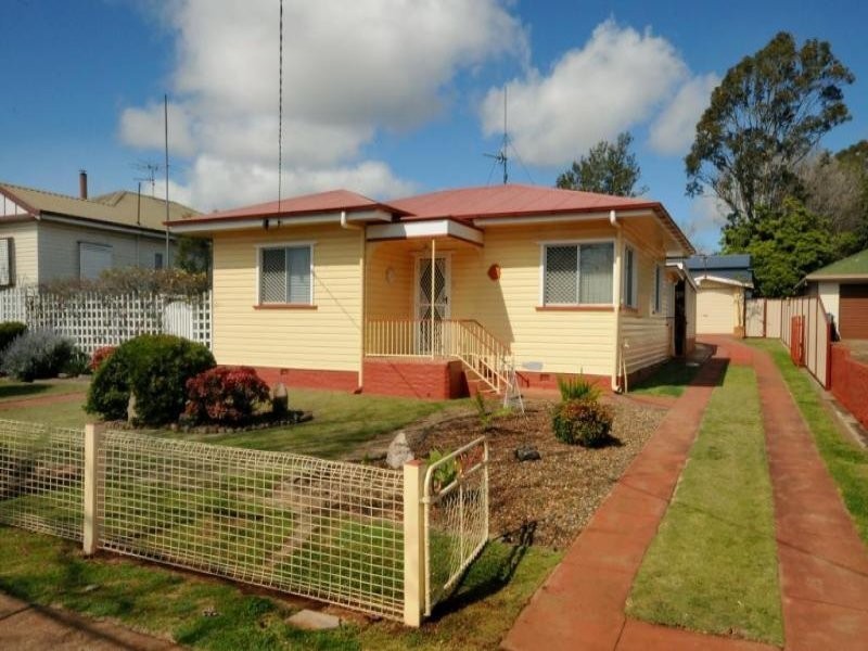 306A South Street, Harristown QLD 4350