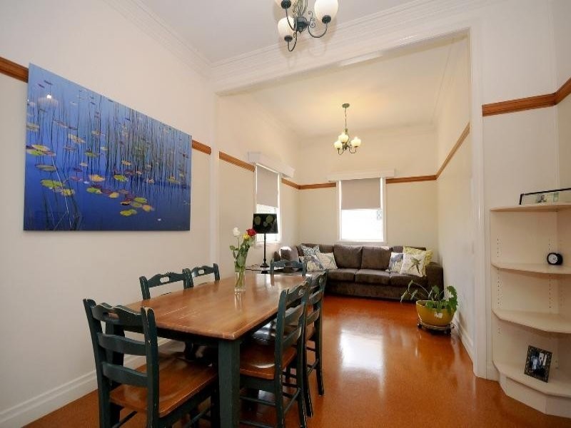 9 Vacy Street, Newtown QLD 4350