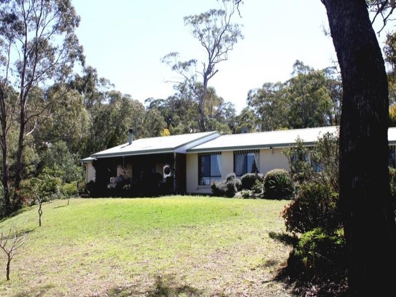 15 Rowland Court, Gowrie Mountain QLD 4350