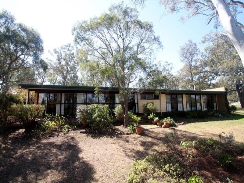 9 Moore Road, Torrington QLD 4350