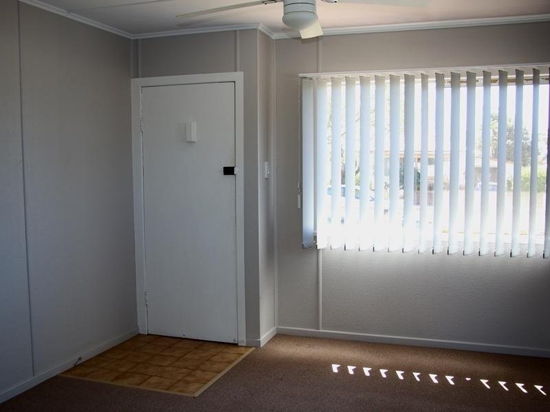 2 Canberra Street, Harristown QLD 4350